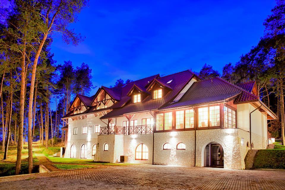 Hotel Kazimierski Zdroj Janowiec Exterior foto